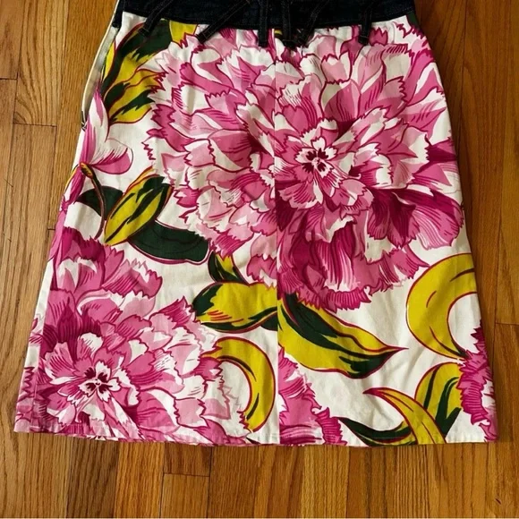 D&G DOLCE & GABBANA White/Multicolor Floral-Print Cotton A-Line Skirt Sz 6 - Picture 3 of 4